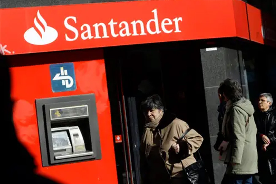 Santander ra mắt dịch vụ chuyển tiền dựa trên blockchain đầu tiên trên thế giới