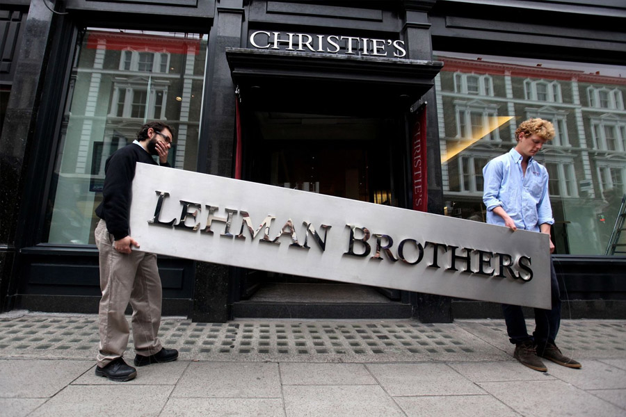 Lehman Brothers -  là một trong năm định chế tài chính cho vay lớn nhất nước Mỹ tuyên bó phá sản